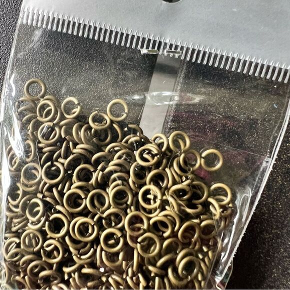 Assorted Silver Tones & Brass Jewelry Supplies bundle of 9 - Picture 6 of 10